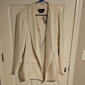 Torrid Women's Cream Blazer